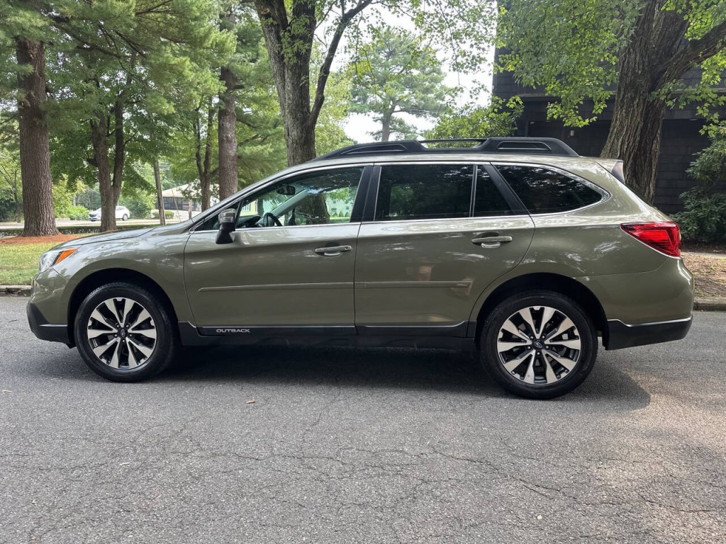 2015 Subaru Outback Image 7