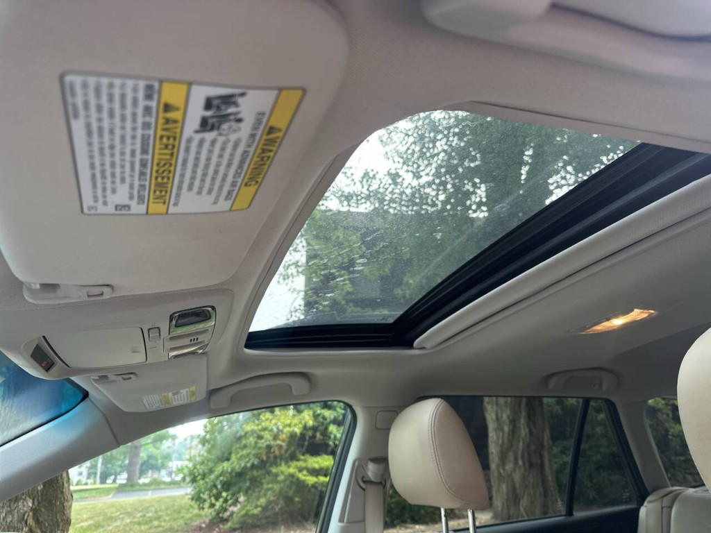 2015 Subaru Outback Image 16