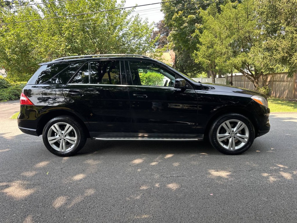 2015 Mercedes-Benz M-Class Image 3