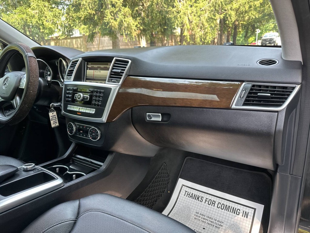 2015 Mercedes-Benz M-Class Image 19