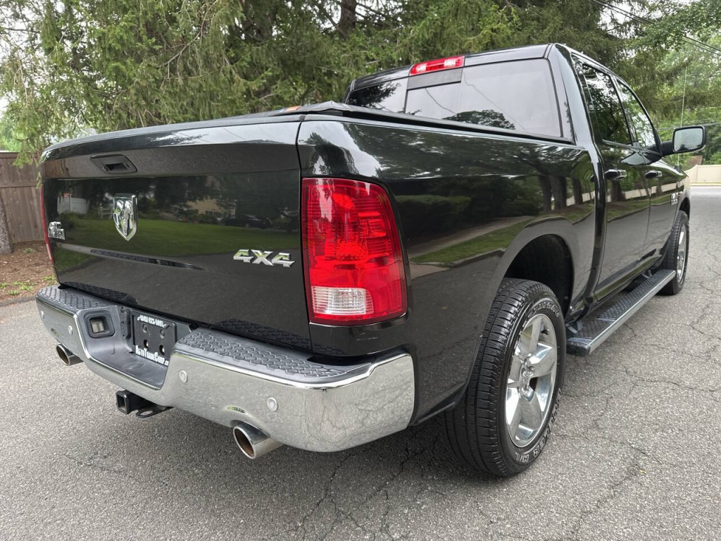 2016 RAM 1500 Image 4