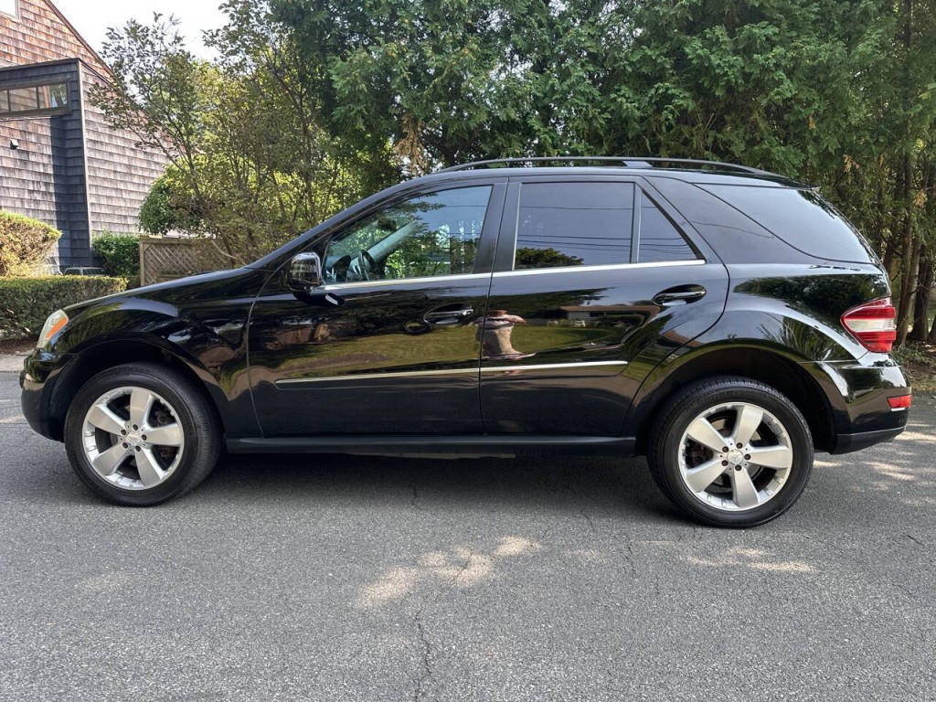2011 Mercedes-Benz M-Class Image 7