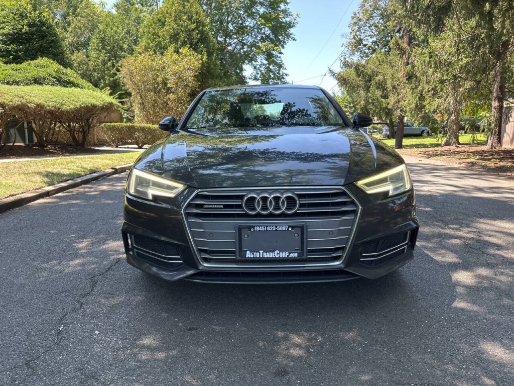 2018 Audi A4 Image 9