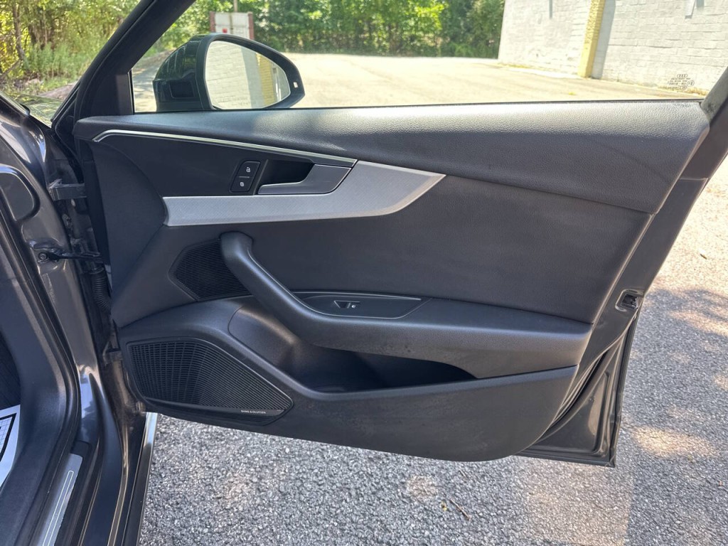 2018 Audi A4 Image 22