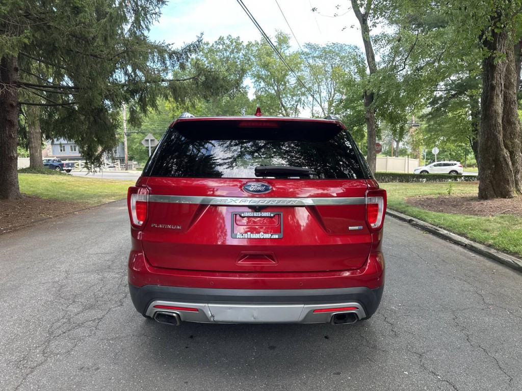 2016 Ford Explorer Image 5
