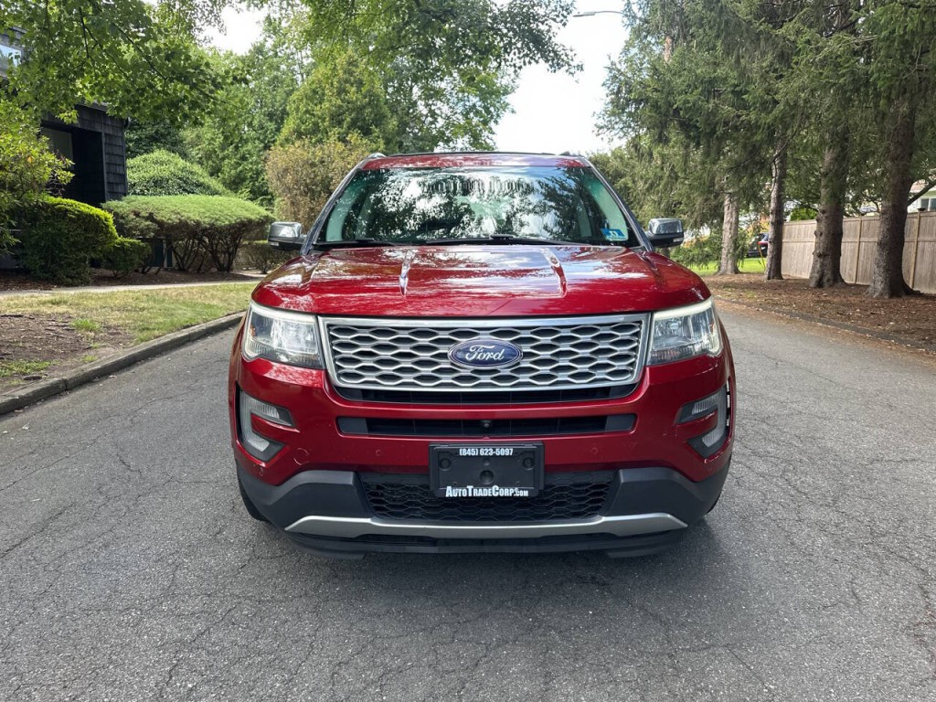 2016 Ford Explorer Image 9