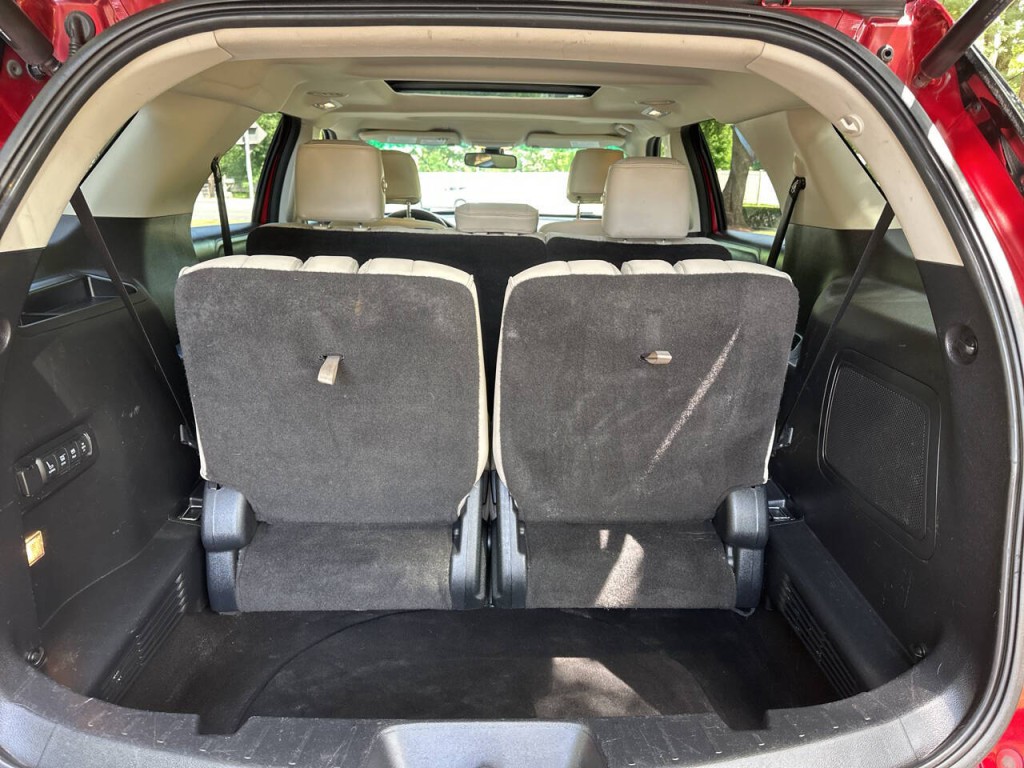 2016 Ford Explorer Image 29