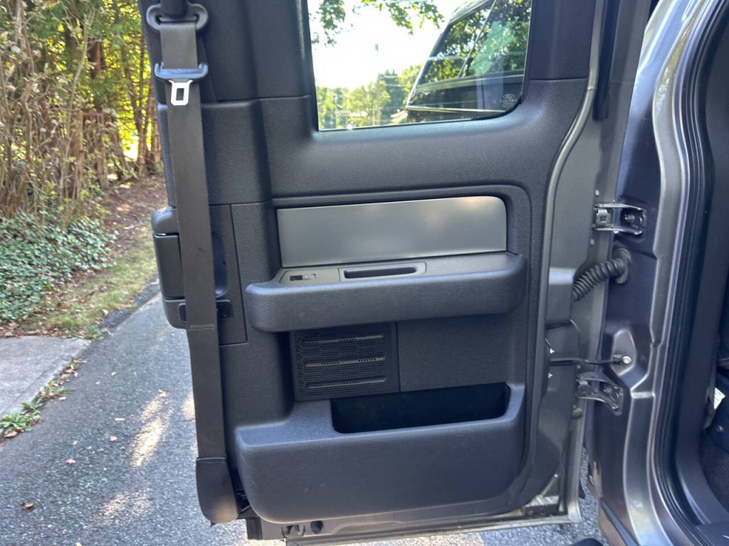 2014 Ford F-150 Image 24