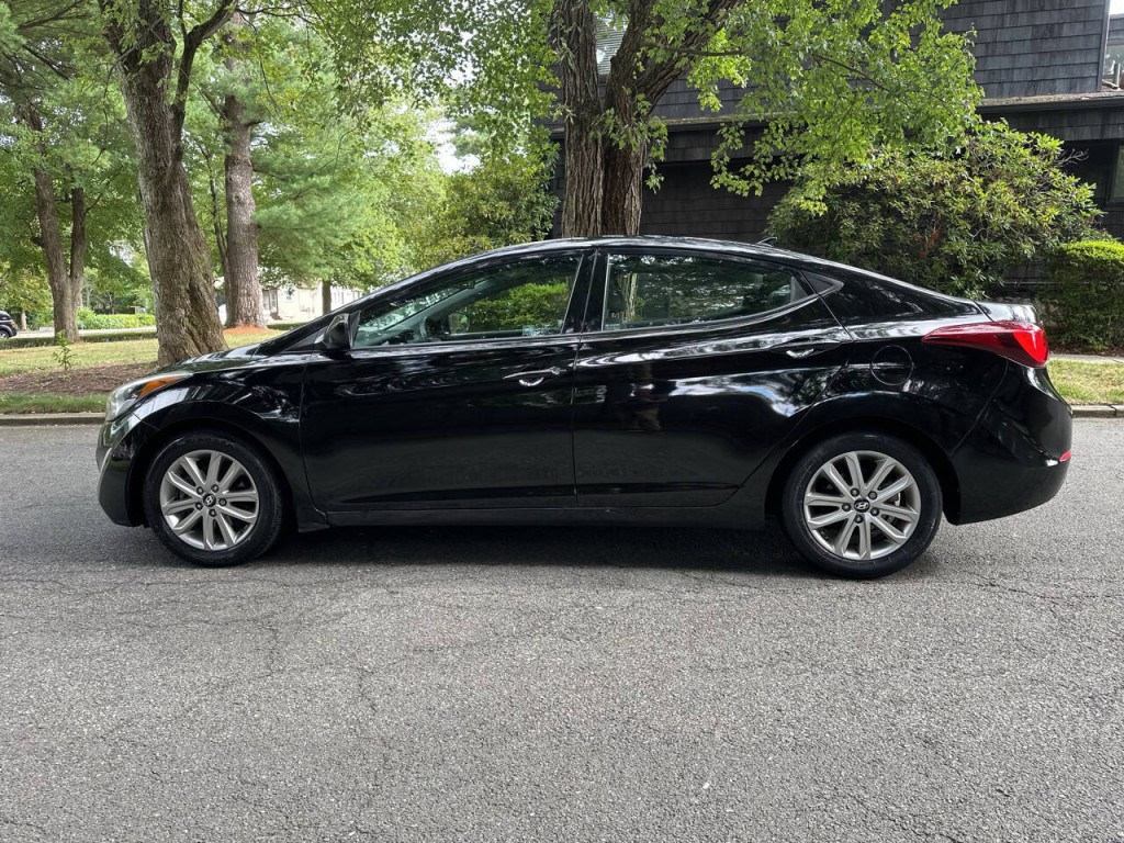 2015 Hyundai Elantra Image 7