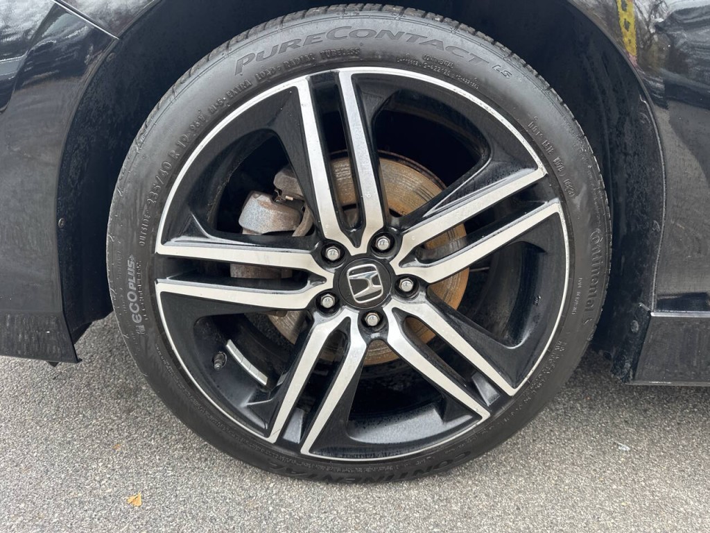 2016 Honda Accord Image 14