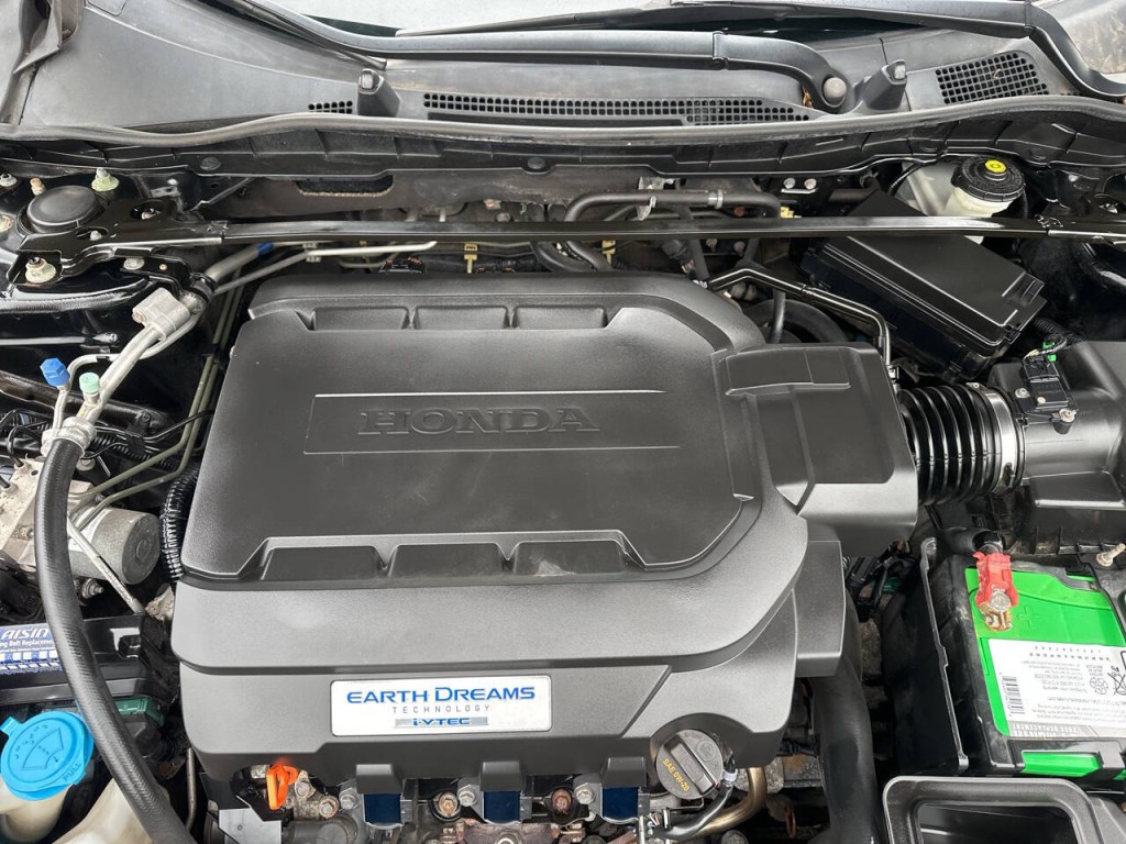 2016 Honda Accord Image 15