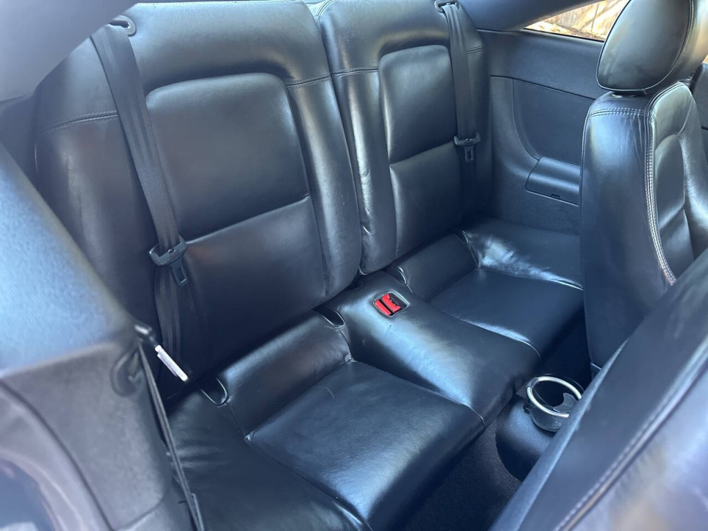 2004 Audi TT Image 19