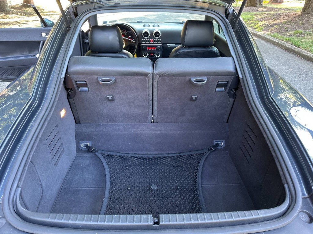 2004 Audi TT Image 20