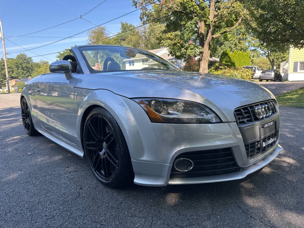 2009 Audi TT Image 2