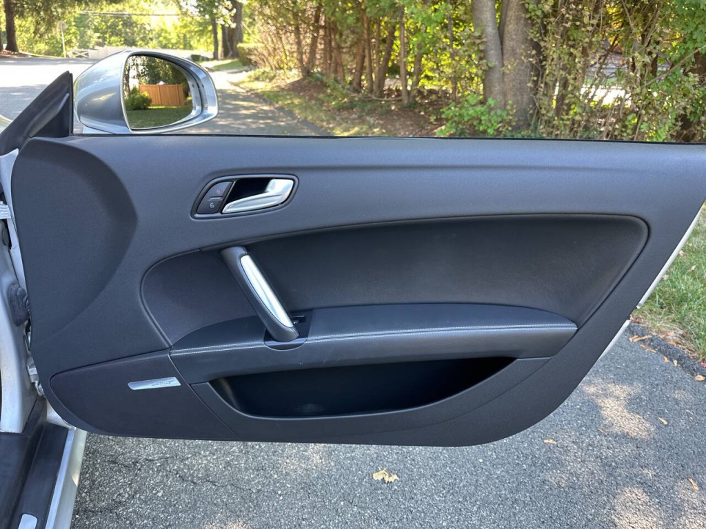 2009 Audi TT Image 21