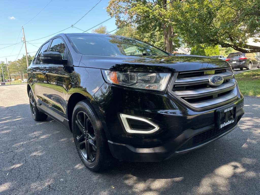 2018 Ford Edge Image 2