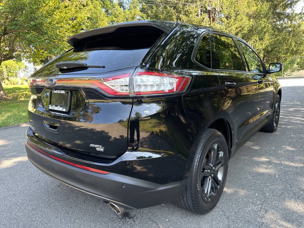 2018 Ford Edge Image 4