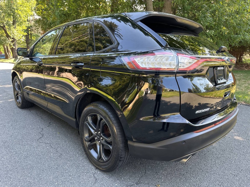 2018 Ford Edge Image 6
