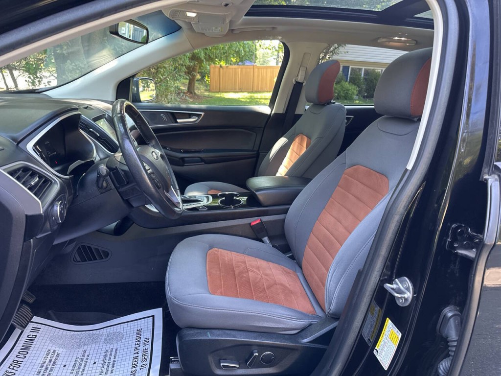 2018 Ford Edge Image 10