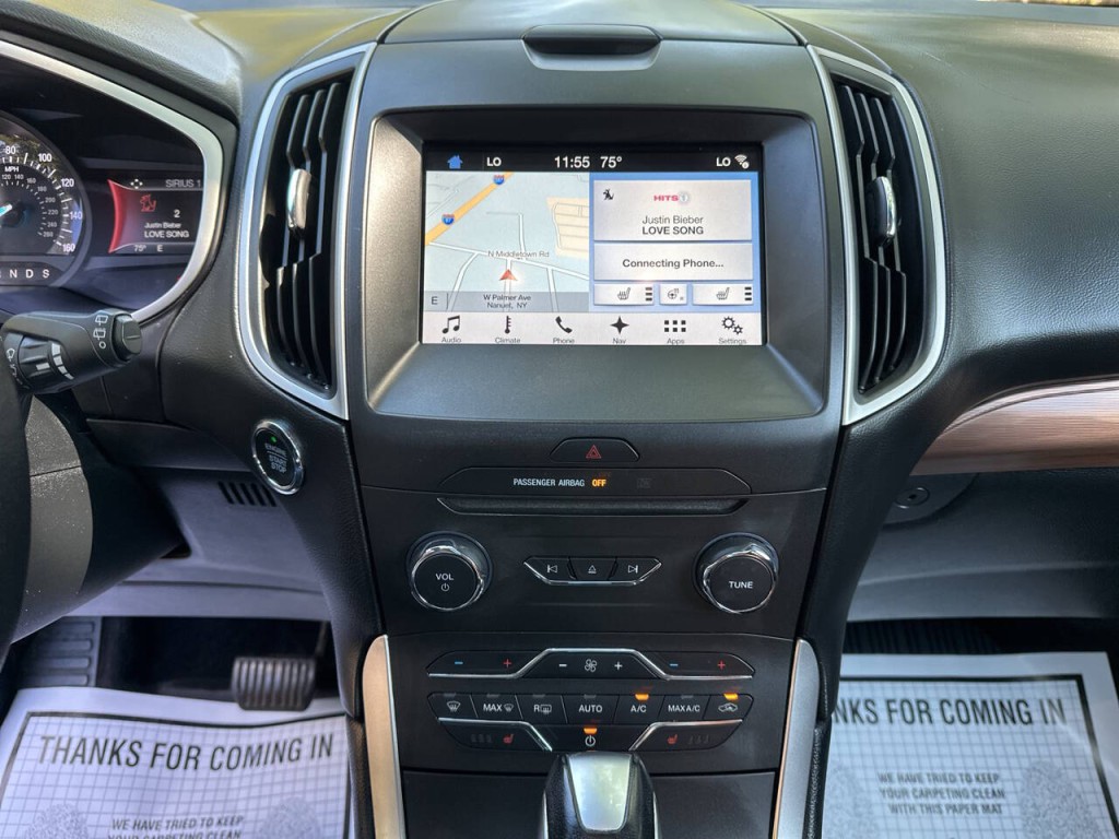 2018 Ford Edge Image 15