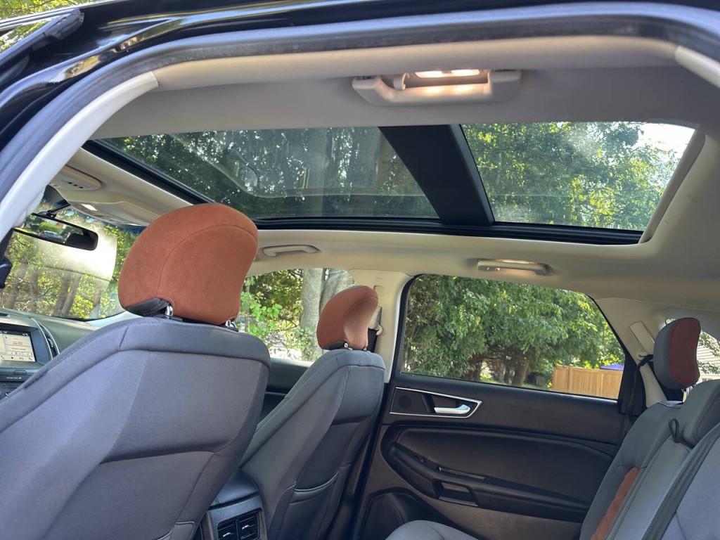 2018 Ford Edge Image 20