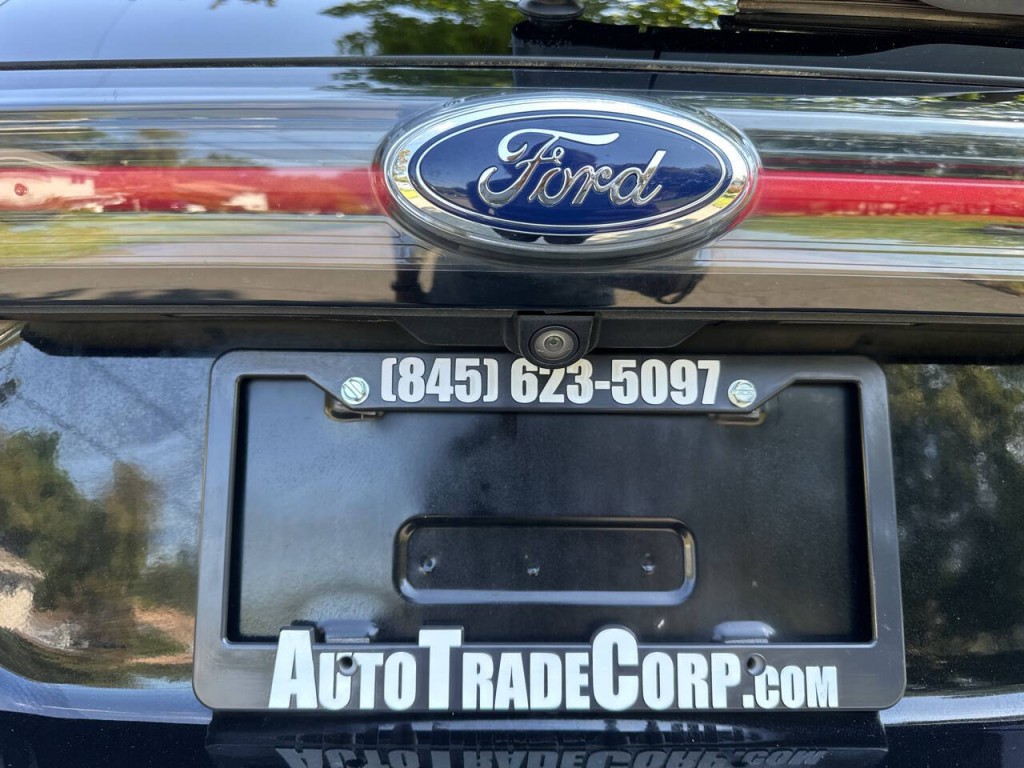 2018 Ford Edge Image 34