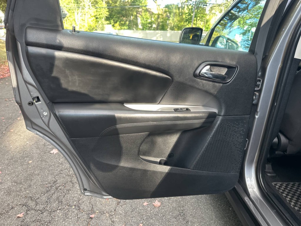 2012 Dodge Journey Image 17