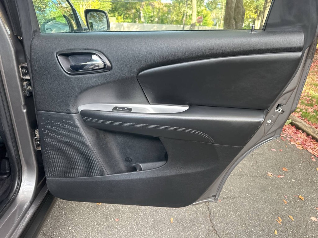 2012 Dodge Journey Image 24