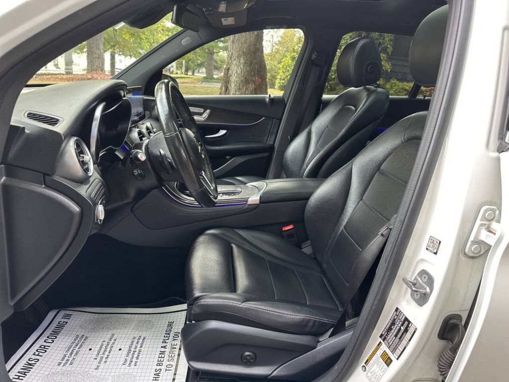 2020 Mercedes-Benz GLC-Class Image 10