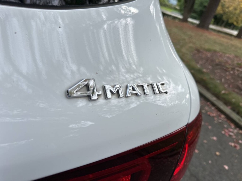 2020 Mercedes-Benz GLC-Class Image 30