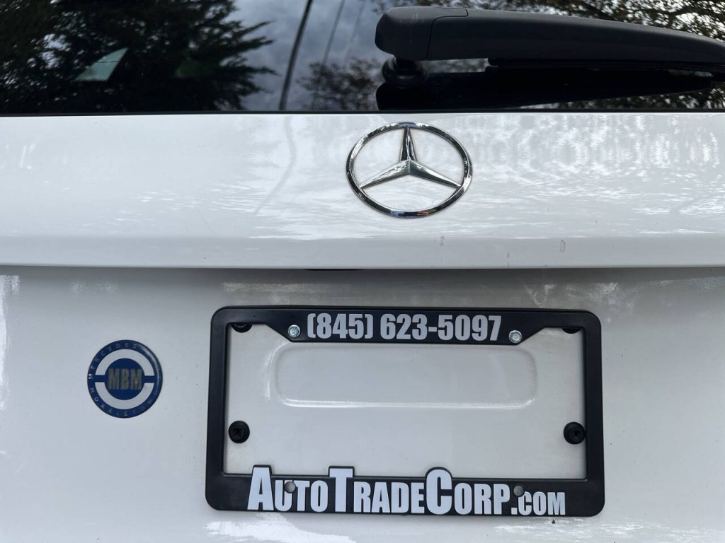 2020 Mercedes-Benz GLC-Class Image 31