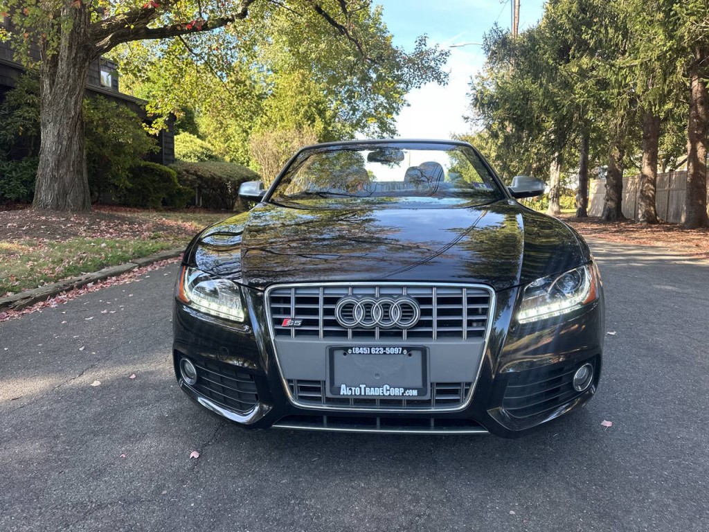 2011 Audi S5 Image 9