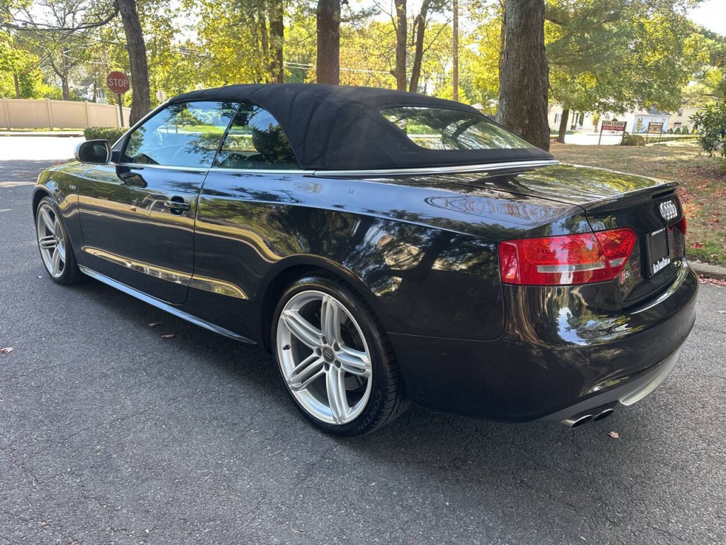 2011 Audi S5 Image 29