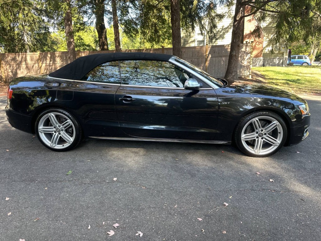 2011 Audi S5 Image 30