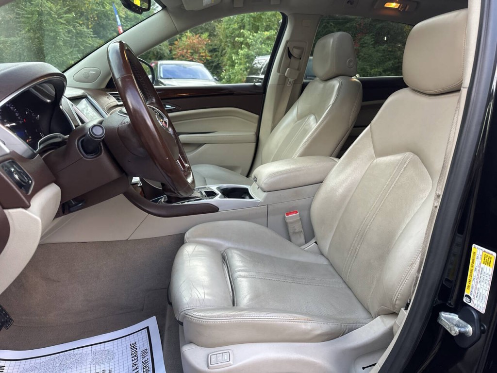 2015 Cadillac SRX Image 10