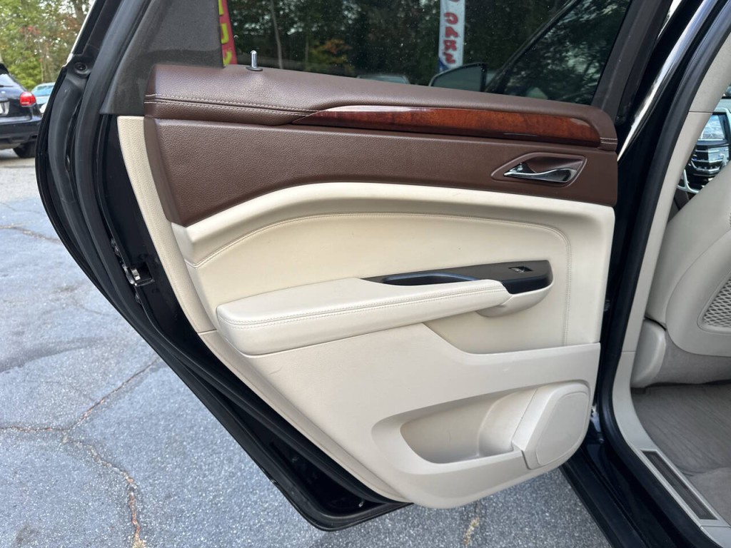 2015 Cadillac SRX Image 19