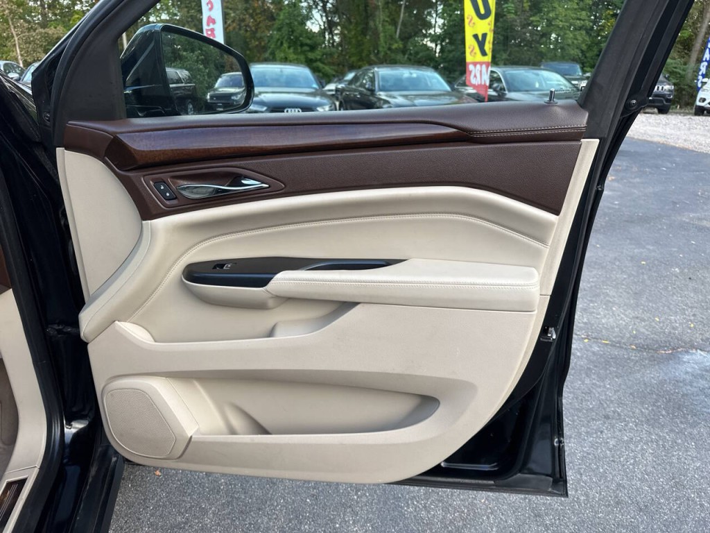 2015 Cadillac SRX Image 22