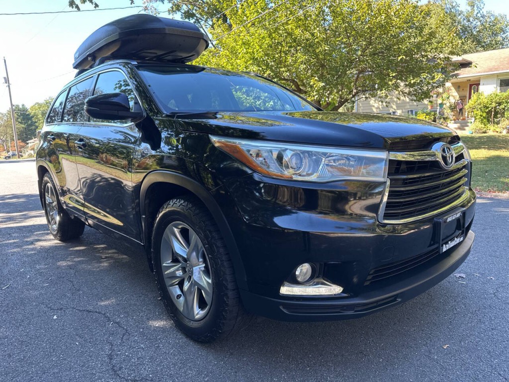 2014 Toyota Highlander Image 2