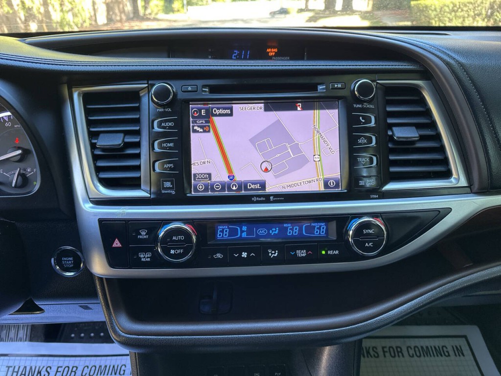 2014 Toyota Highlander Image 14