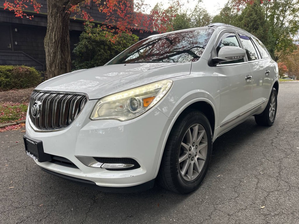2016 Buick Enclave Image 8