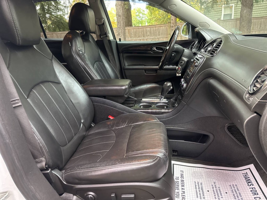 2016 Buick Enclave Image 21