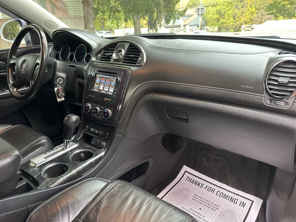 2016 Buick Enclave Image 22