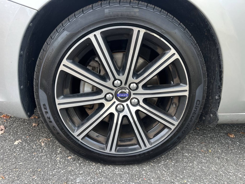 2017 Volvo S60 Image 27