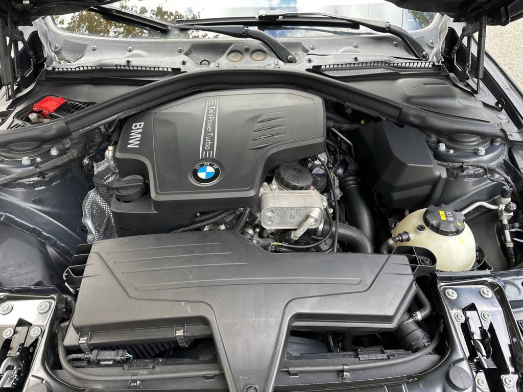 2016 BMW 4 Series Image 24