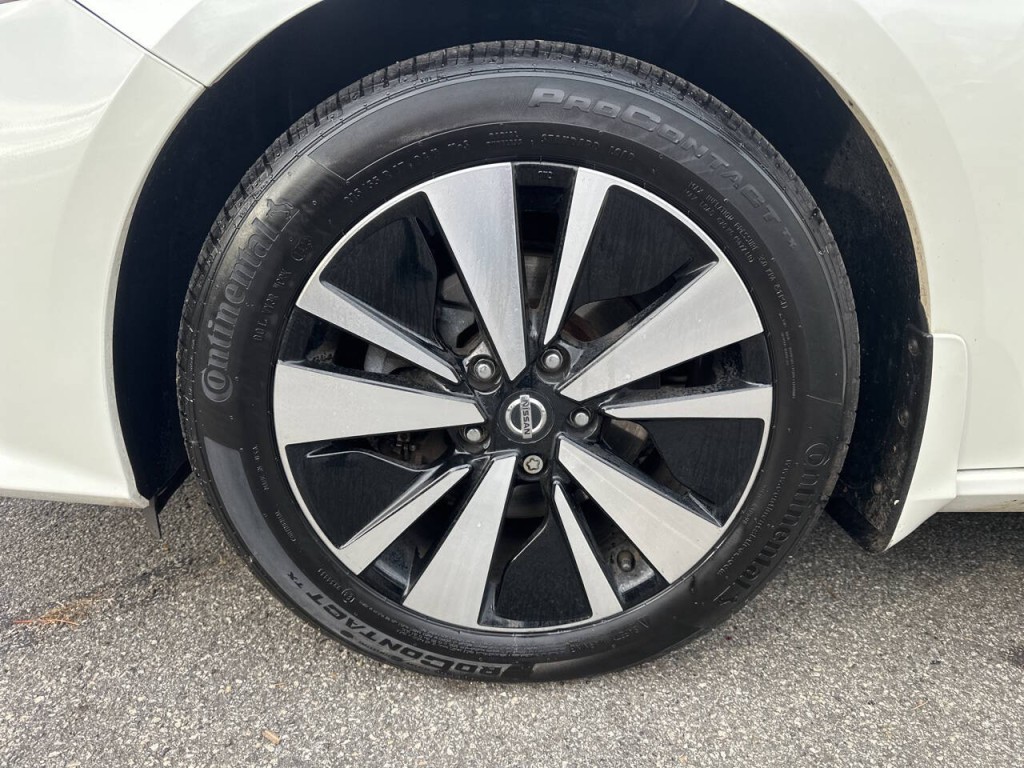 2019 Nissan Altima Image 28