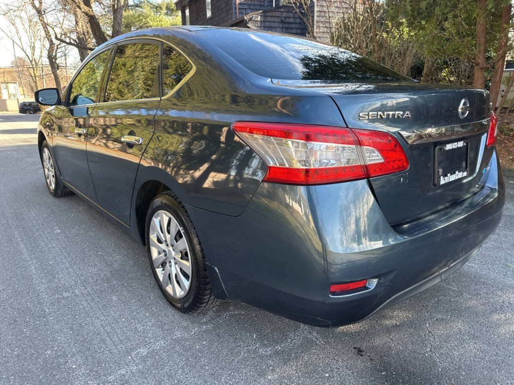 2014 Nissan Sentra Image 6