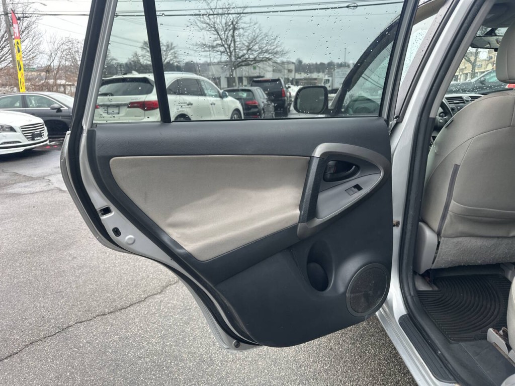 2009 Toyota Rav4 Image 14