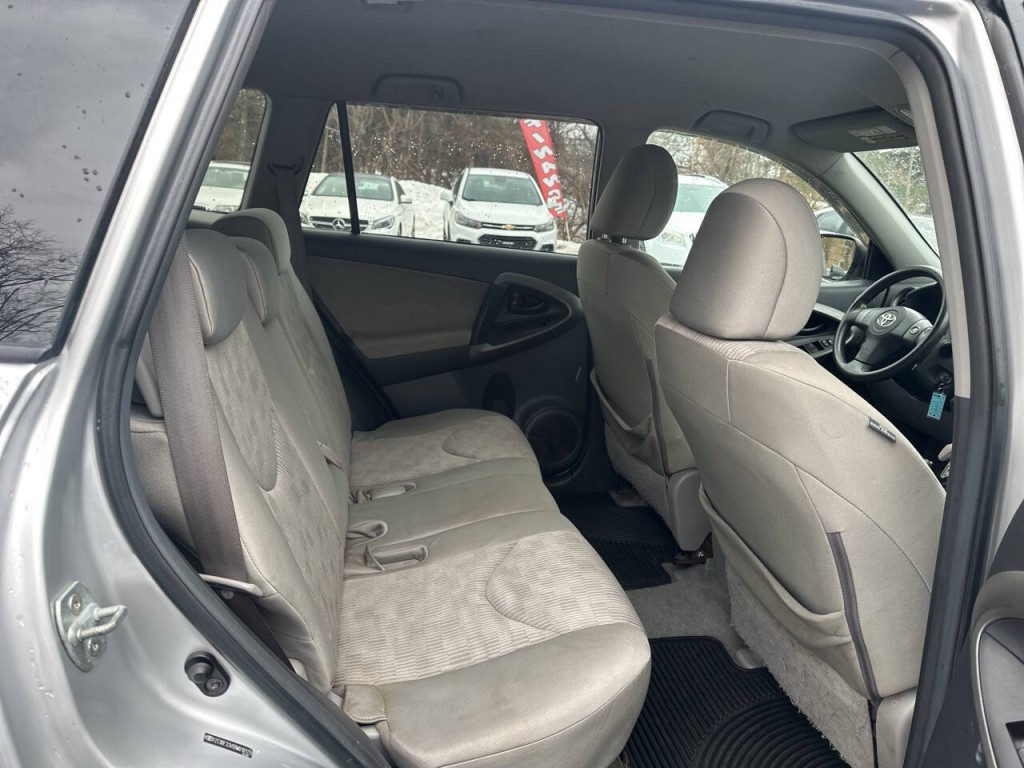 2009 Toyota Rav4 Image 17
