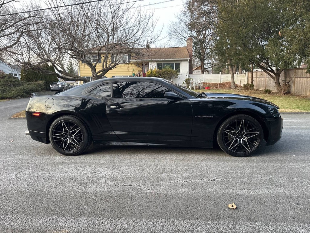 2011 Chevrolet Camaro Image 3