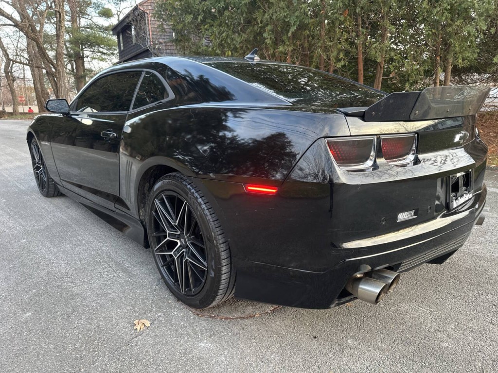 2011 Chevrolet Camaro Image 6